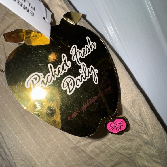 Vintage w/Tags - Apple Bottoms Embroidered Trousers with Gold & Gem Accents - Picture 7 of 8